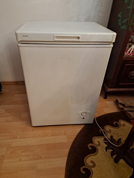 Lada frigorifica 1 buc., combina frigorifica 1 buc.,