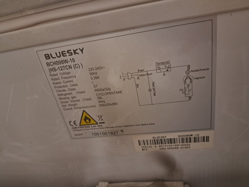 Lada frigorifica 1 buc., combina frigorifica 1 buc.,